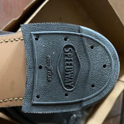 Black Plain Toe Vintage Boots