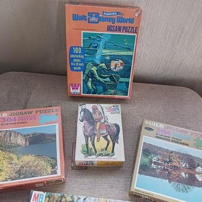 JIGSAW PUZZLES WITH 100 - 300 PIECES