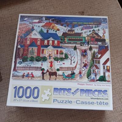 DISNEY THOMAS KINKADE PUZZLES AND 2 OTHERS