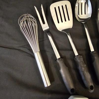 Stainless Kitchen Tools & Brabantia Bread Box (L-JS)