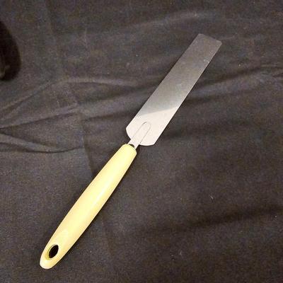 Stainless Kitchen Tools & Brabantia Bread Box (L-JS)