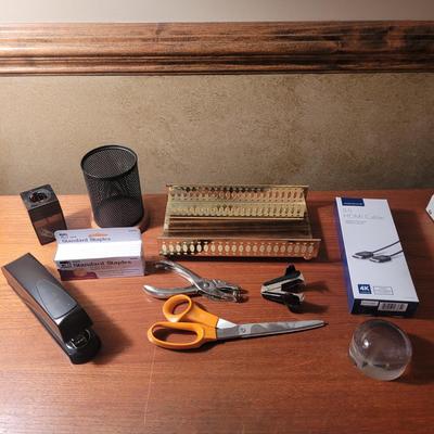 Logitech Wireless Keyboard, Shredder, & More Office Supplies (DB-CE)