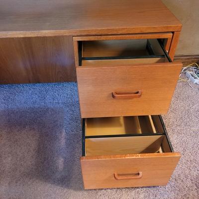 Desk with File Cabinets and More (DB-CE)