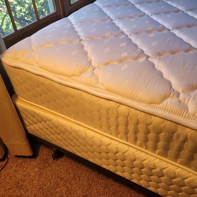Queen Size Bed Frame (DB-CE)