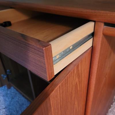 Wooden Cabinet (DB-CE)