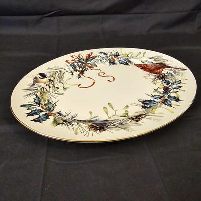 Lenox 'Winter Greetings' China & Serving Dishes (L-JS)