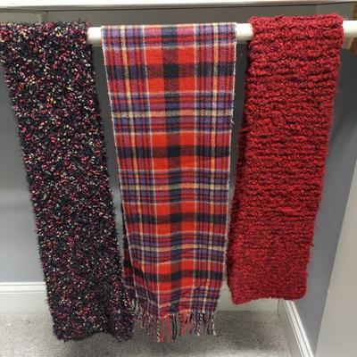 Hand Knit Scarves and Hats (PC-BBL)