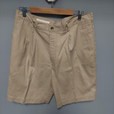 Size 36 Levi's Jeans and More (PC-BBL)
