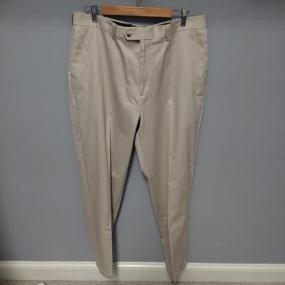 Size 36 Levi's Jeans and More (PC-BBL)