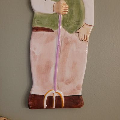 Ceramic Wall Figures (DR2-CE)