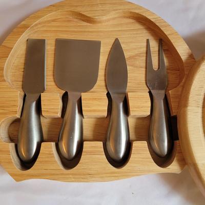 Cheese Plates, Spreaders and More (K-CE)