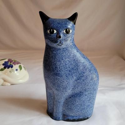 Ceramic Jars, Baskets and Cat Decor (K-CE)