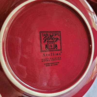 Tabletops Gallery â€œAvellinoâ€ Dish Set (K-CE)