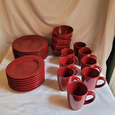 Tabletops Gallery â€œAvellinoâ€ Dish Set (K-CE)