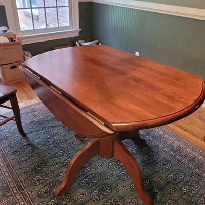 Drop Leaf Table with Two Chairs (DR2-CE)