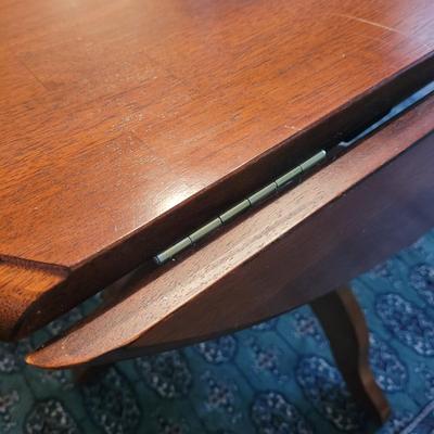 Drop Leaf Table with Two Chairs (DR2-CE)