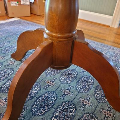 Drop Leaf Table with Two Chairs (DR2-CE)