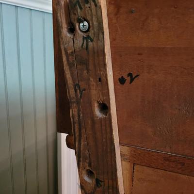 Wooden Wash Stand (DR2-CE)