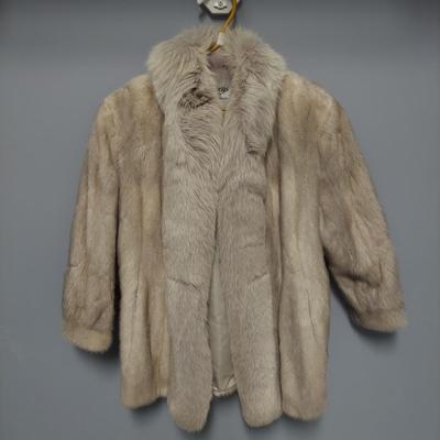 Ivey's Silver Fox Fur Coat (PC-BBL)