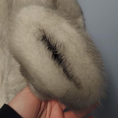Ivey's Silver Fox Fur Coat (PC-BBL)