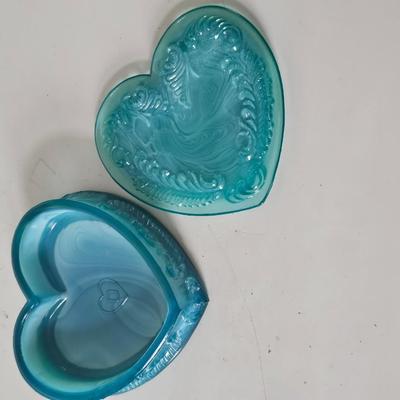 Degenhart glass box opaque blue heart