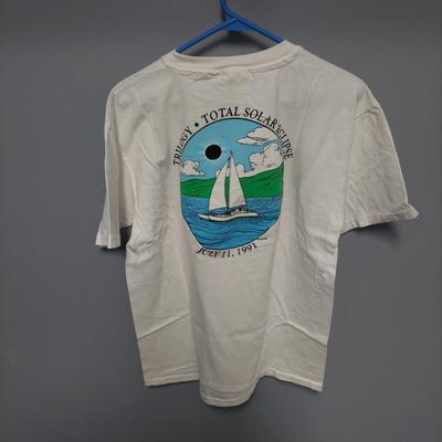 Three XL Trilogy Maui Hawaii Souvenir Shirts (PC-BBL)