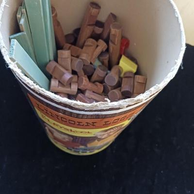 VINTAGE LINCOLN LOGS
