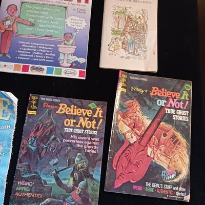 PENTE GAME BOARD AND CHILDREN'S BOOKS