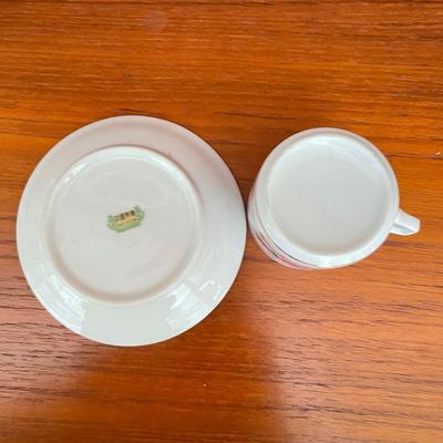 Vintage Chinese Miniature Teacups (DR-SS)