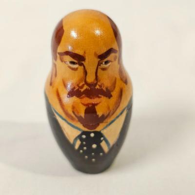 Matroesjka Dolls of Russian Leadership (L-JS)