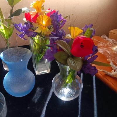 FLOWER VASES AND FAUX FLOWERS