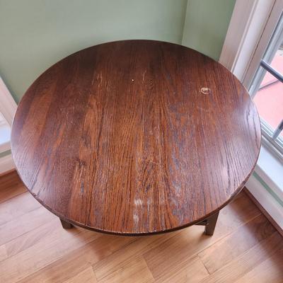 Solid Wood Round Top Cricket Table 33