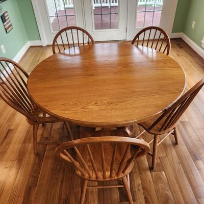 Round Solid Oak Wood Table & 5 Chairs Made in USA 53