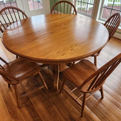 Round Solid Oak Wood Table & 5 Chairs Made in USA 53