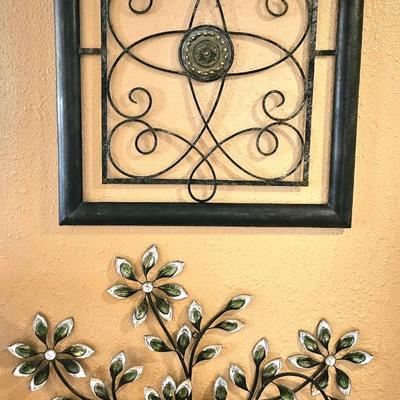 2 Pieces of Metal Wall Art