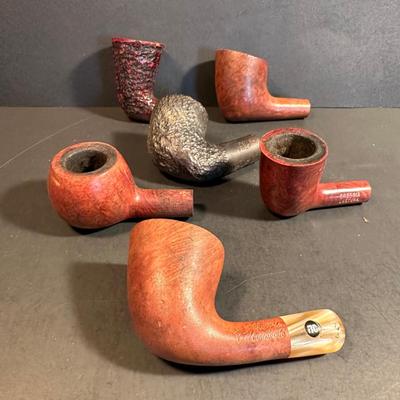 LOT 29: 2 Vintage Butz Choquin Pipes w/ Ashtray, Pipe Cleaners & Assorted Pipe Bowls