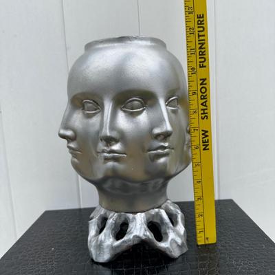 LOT 50: TMS Perpetual Face Vase, Sculpture & C Table