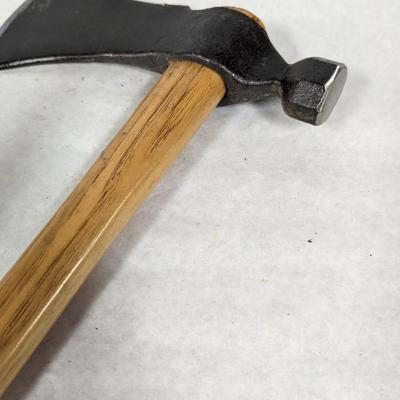 Tomahawk Axe