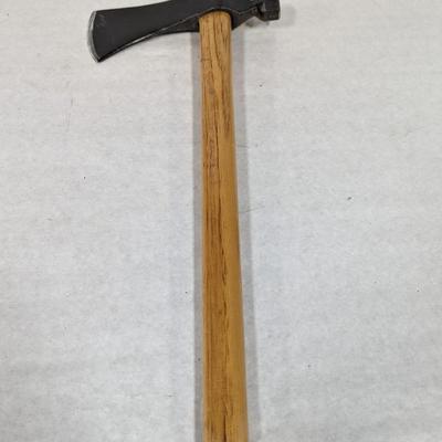 Tomahawk Axe