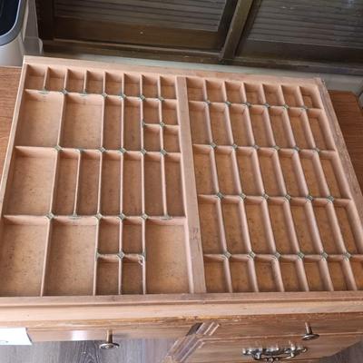 ANTIQUE PRINTERS DRAWER WITH BRASS ACCENTS