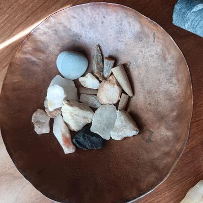 FOSSILS, CRYSTALS AND ROCKS