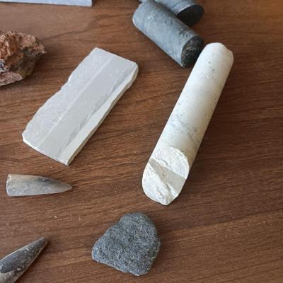 FOSSILS, MINERALS AND ROCKS