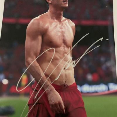 Bayern Munich Soccer player Robert Lewandowski signed photo