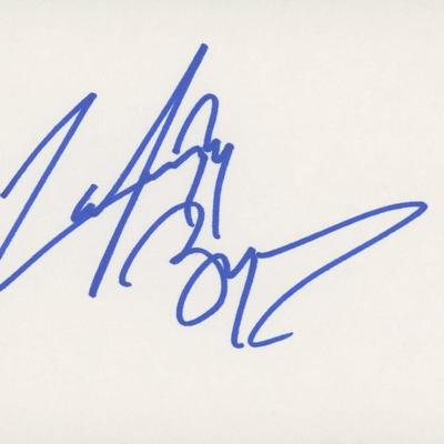 Zachary Ty Bryan signature cut