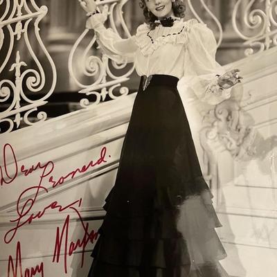Mary Martin signed movie photo 