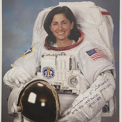 Astronaut Nicole Stott signed official NASA photo