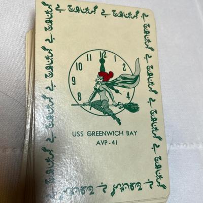 Bin of vintage cards & score sheets