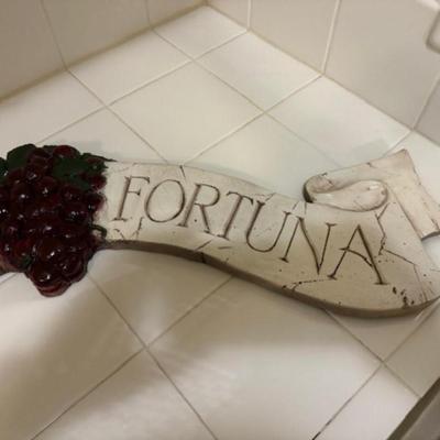 WALL DECOR