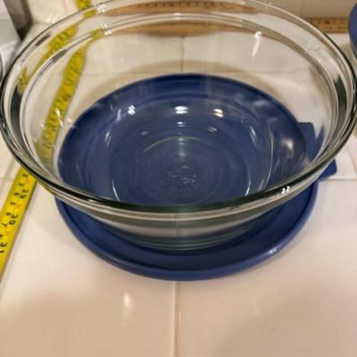 ANCHOR HOCKING 3 NESTING BOWLS PLUS