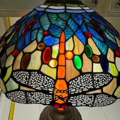 STAINED GLASS TIFFANY STYLE LAMP